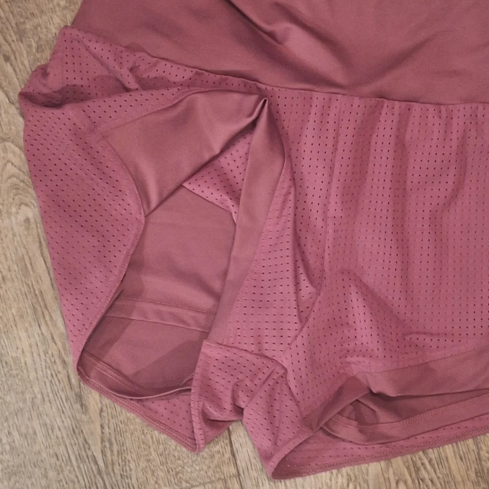 Women's‎ Halara Athletic Shorts Large NWOT - Picture 4 of 4